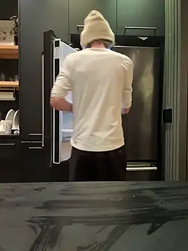 Snapshot of rusharizona chatting on 01.01.25 rusharizona online show from 01.01.25