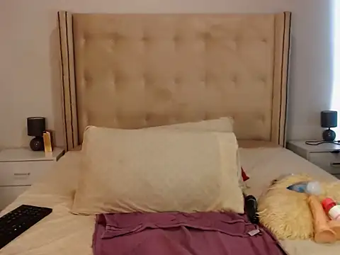 Iminathi20 online show from 10.23.25