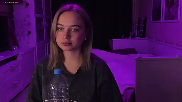 MaryDreaminess online show from 01.22.25