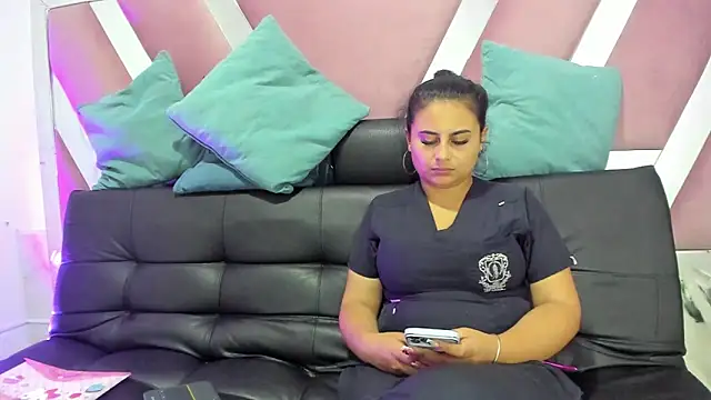 AbbyTaylorr online show from 04.16.26