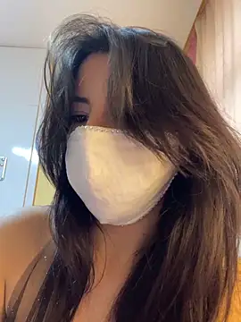 White-Petite online show from 02.07.26