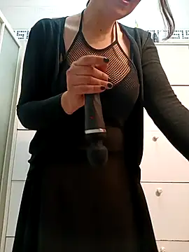 Snapshot of Dolcissima33 chatting on 02.21.25 Dolcissima33 online show from 02.21.25