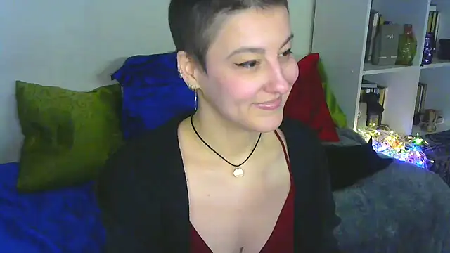 MartaBounty online show from 11.28.25