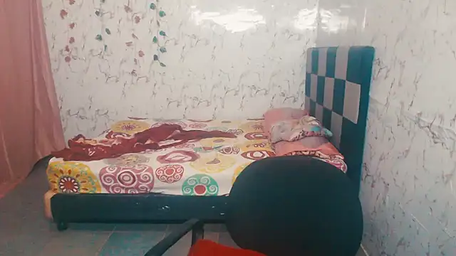 Snapshot of CindyClimax chatting on 02.07.26 CindyClimax online show from 02.07.26