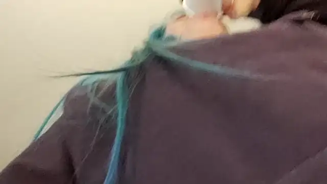 Snapshot of TheDaisyChaos chatting on 12.03.25 TheDaisyChaos online show from 12.03.25