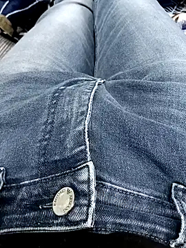 Snapshot of Babyucum4me chatting on 12.16.24 Babyucum4me online show from 12.16.24