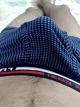 Snapshot of Babyucum4me chatting on 11.04.25 Babyucum4me online show from 11.04.25