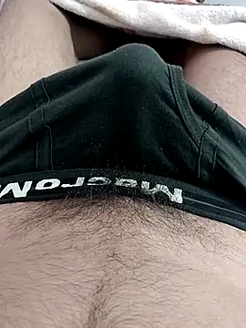 Snapshot of Babyucum4me chatting on 11.24.25 Babyucum4me online show from 11.24.25