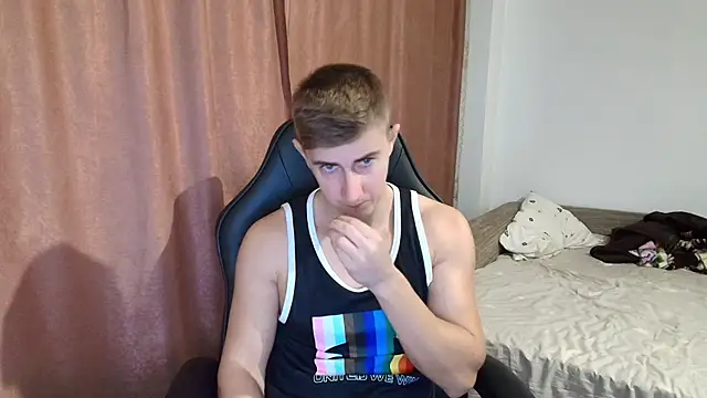 Snapshot of Todhorny9873 chatting on 01.13.25 Todhorny9873 online show from 01.13.25