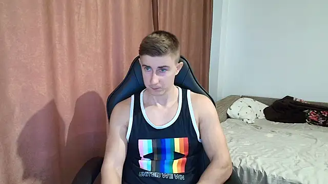 Snapshot of Todhorny9873 chatting on 01.15.25 Todhorny9873 online show from 01.15.25