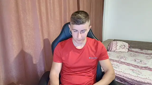 Snapshot of Todhorny9873 chatting on 02.24.25 Todhorny9873 online show from 02.24.25