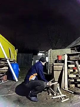 Snapshot of sarpe4 chatting on 12.04.25 sarpe4 online show from 12.04.25