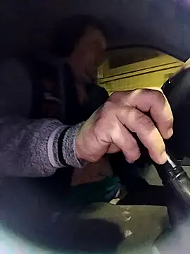 Snapshot of sarpe4 chatting on 12.16.25 sarpe4 online show from 12.16.25