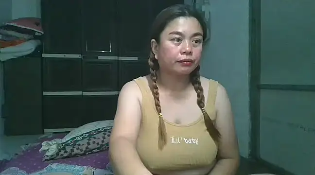 Kariebabe online show from 02.20.25