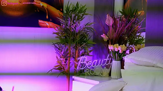 perfectt33n online show from 10.30.25