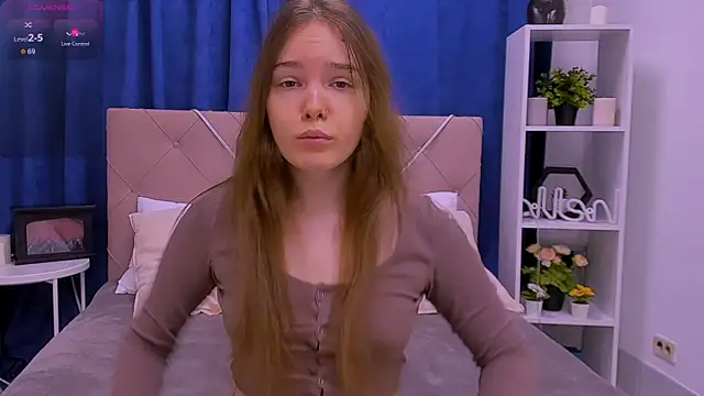 Snapshot of Janie_JJ_Curvie chatting on 02.04.26 Janie JJ Curvie online show from 02.04.26