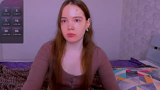 Janie JJ Curvie online show from 04.14.26