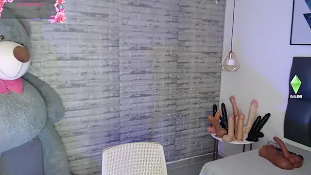 Snapshot of TinnaCobb chatting on 02.28.26 TinnaCobb online show from 02.28.26