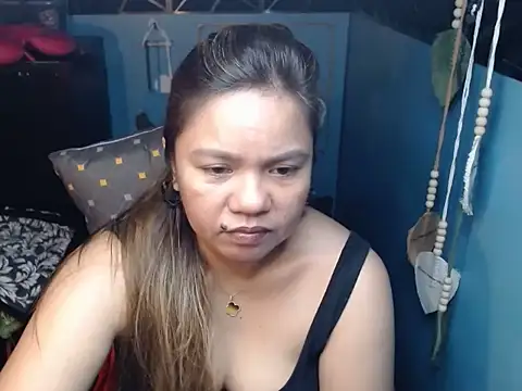 ambersmile online show from 10.25.25