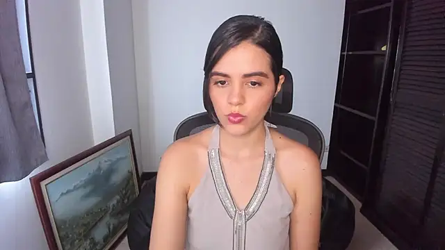 mia collins x online show from 10.22.25