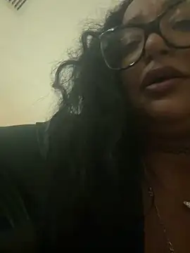 PichyPrettyPussy online show from 11.03.25