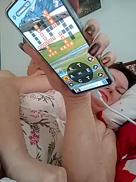  lady red  online show from 03.21.25