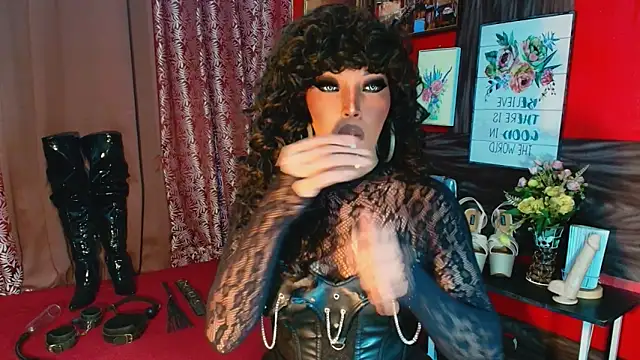 trixxielicious online show from 11.21.25