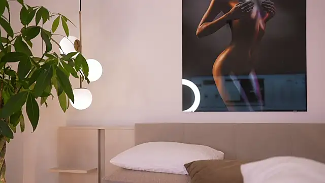 DoviaClaire online show from 11.10.25