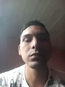 Snapshot of Sirius_5 chatting on 10.22.25 Sirius 5 online show from 10.22.25