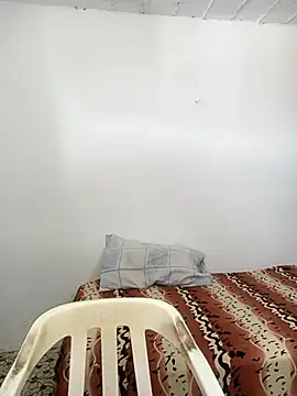 Snapshot of Sirius_5 chatting on 11.01.25 Sirius 5 online show from 11.01.25