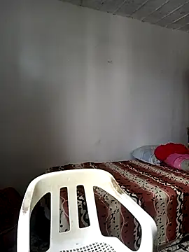 Snapshot of Sirius_5 chatting on 11.04.25 Sirius 5 online show from 11.04.25