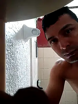 Snapshot of Sirius_5 chatting on 11.06.25 Sirius 5 online show from 11.06.25