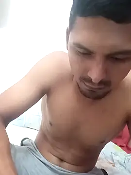 Snapshot of Sirius_5 chatting on 11.18.25 Sirius 5 online show from 11.18.25