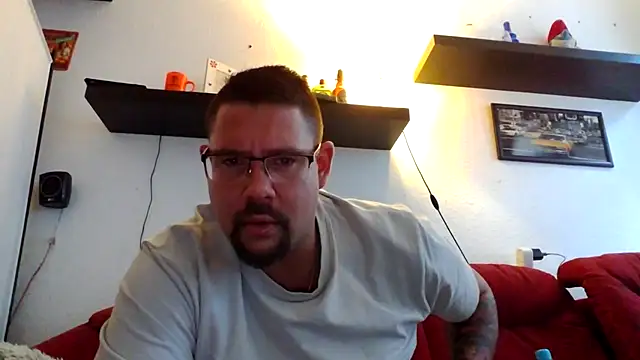 Snapshot of sexykevin17cm chatting on 09.16.25 sexykevin17cm online show from 09.16.25