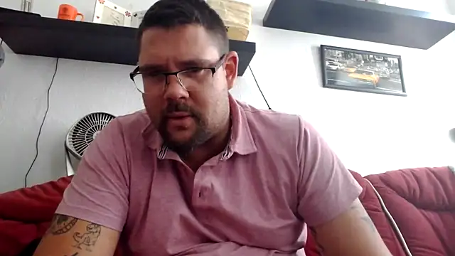 Snapshot of sexykevin17cm chatting on 09.24.25 sexykevin17cm online show from 09.24.25