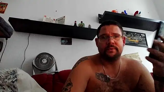 Snapshot of sexykevin17cm chatting on 09.25.25 sexykevin17cm online show from 09.25.25