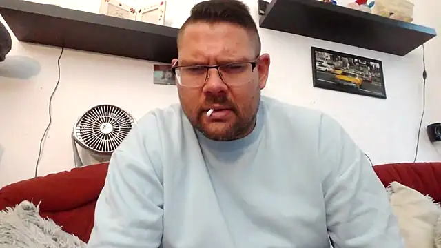 Snapshot of sexykevin17cm chatting on 10.06.25 sexykevin17cm online show from 10.06.25