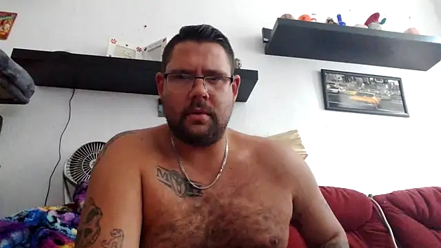 Snapshot of sexykevin17cm chatting on 10.24.25 sexykevin17cm online show from 10.24.25