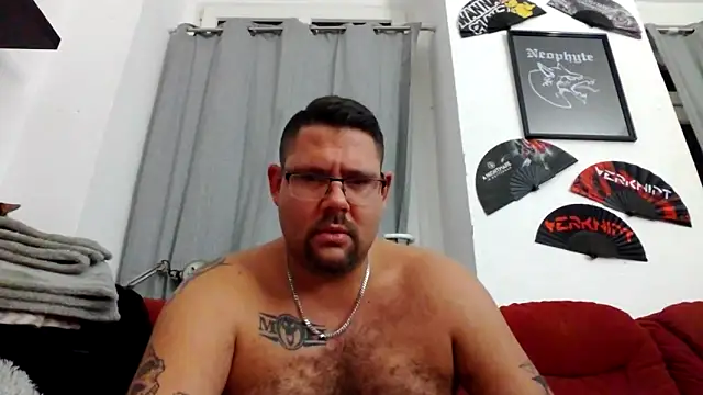 Snapshot of sexykevin17cm chatting on 11.14.25 sexykevin17cm online show from 11.14.25