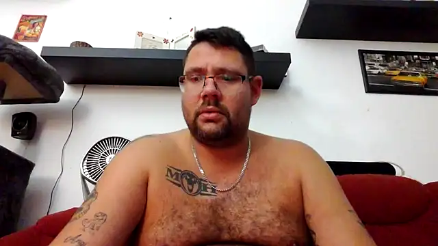 Snapshot of sexykevin17cm chatting on 11.21.25 sexykevin17cm online show from 11.21.25