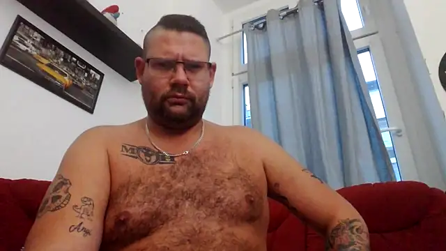 Snapshot of sexykevin17cm chatting on 11.27.25 sexykevin17cm online show from 11.27.25