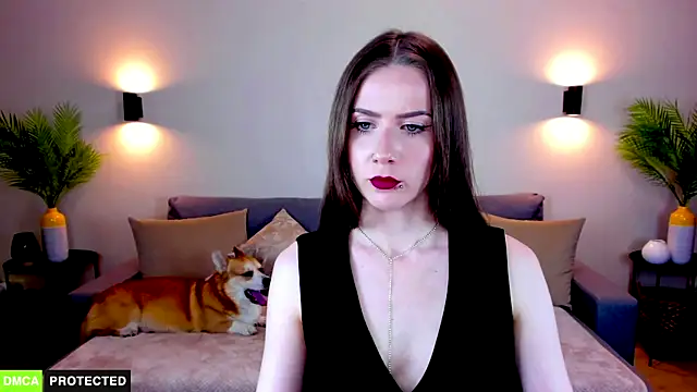 TheWoman   online show from 04.15.26