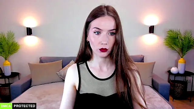 TheWoman   online show from 05.12.26