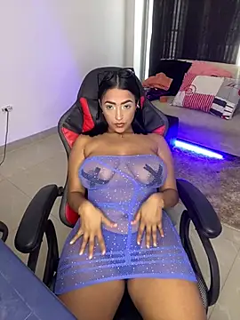 Shantal Lovee online show from 01.13.25