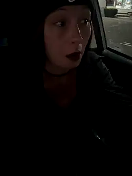 Snapshot of Babii_Nova chatting on 11.21.25 Babii Nova online show from 11.21.25