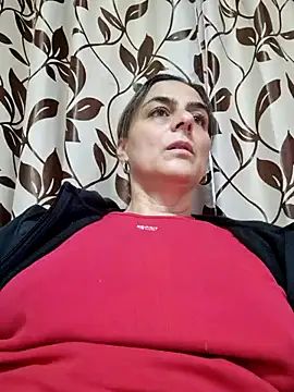 Snapshot of IsabelleCraft chatting on 03.09.25 IsabelleCraft online show from 03.09.25