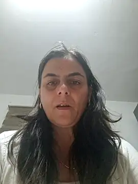 Snapshot of IsabelleCraft chatting on 10.09.25 IsabelleCraft online show from 10.09.25