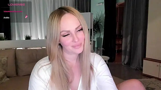 Libby Nora online show from 12.08.24