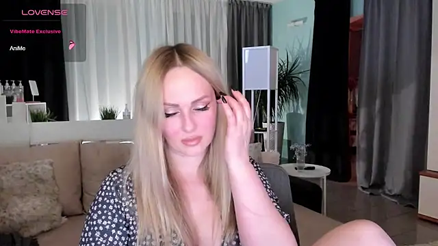 Libby Nora online show from 12.15.24