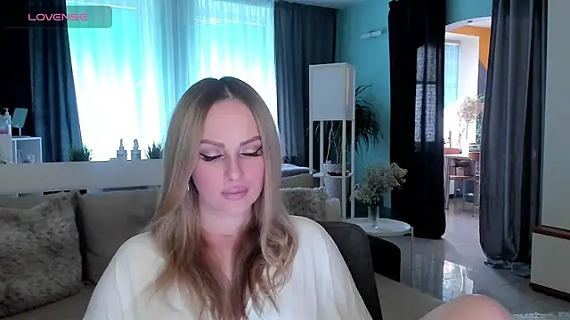 Libby Nora online show from 02.10.25